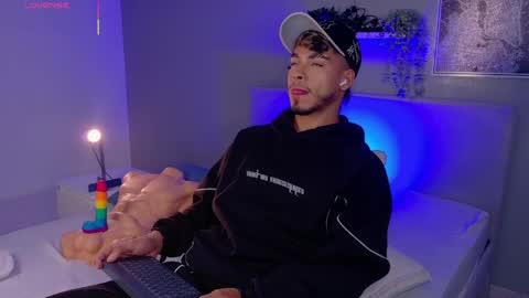 Snapshot of ken_boy_ chatting on 06/02/26, 09:22 online show from 06/02/26, 09:22