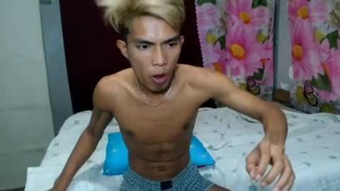 ken_minjun online show from 07/28/26, 09:26