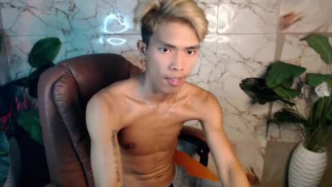 ken_minjun online show from 08/03/26, 12:43