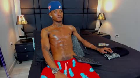 Snapshot of ken_smith01 chatting on 02/16/25, 11:48 Ken Smith online show from 02/16/25, 11:48