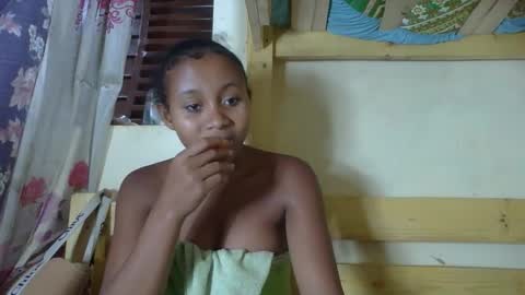 Kenchy online show from 10/04/25, 03:21