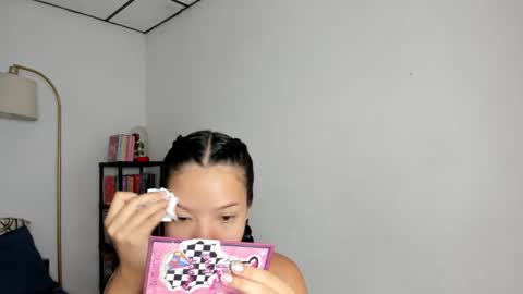 Kendal online show from 02/06/25, 02:37