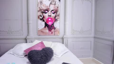 Kendall no Jenner  online show from 03/10/26, 04:06