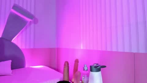 Kendall no Jenner  online show from 04/13/26, 03:01