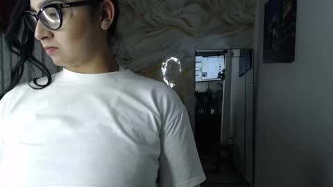 Snapshot of kendall_morry chatting on 09/13/25, 08:14 kendall  online show from 09/13/25, 08:14