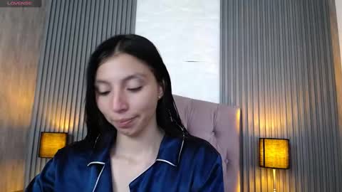 Snapshot of kendall_saenz chatting on 03/03/25, 07:28 kendall_saenz online show from 03/03/25, 07:28