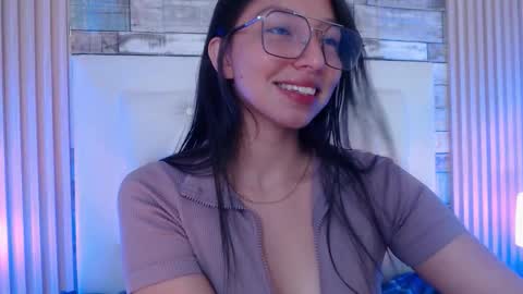 Snapshot of kendall_saenz chatting on 10/10/25, 07:35 kendall_saenz online show from 10/10/25, 07:35