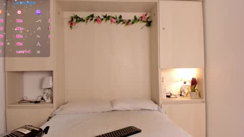 Kendal online show from 03/29/26, 12:16