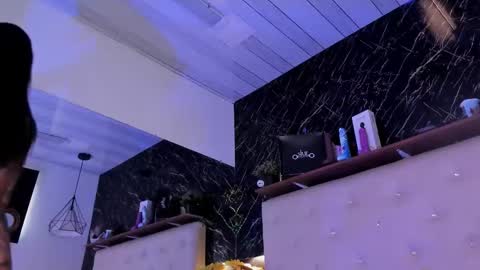 Kendall online show from 01/18/26, 02:43