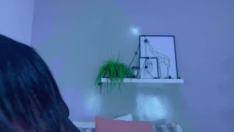   online show from 09/18/25, 10:06