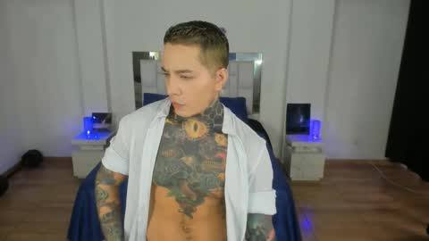 Snapshot of kendamian chatting on 11/12/25, 07:57 kendamian online show from 11/12/25, 07:57