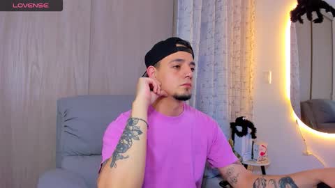 kendel_dimitri online show from 10/24/25, 04:31