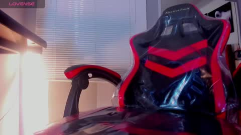 Kender online show from 02/13/25, 03:56