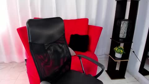 Snapshot of kendra_hot chatting on 05/26/26, 01:07 Kendra Hot online show from 05/26/26, 01:07
