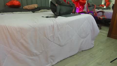 Kendra London online show from 02/19/26, 11:17