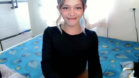 kendra_lunaxx online show from 06/19/26, 06:40