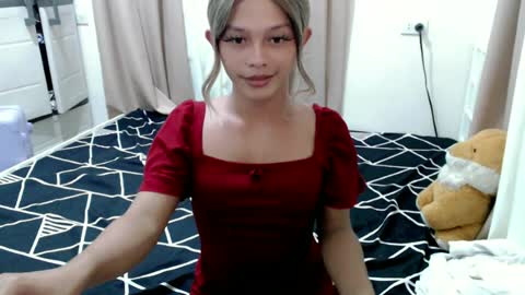 kendra_lunaxx online show from 06/27/26, 04:56