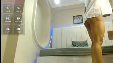 kendra_lux1 online show from 02/19/26, 03:30