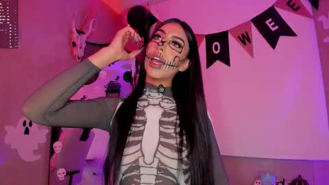 Kendra  online show from 10/20/25, 03:07