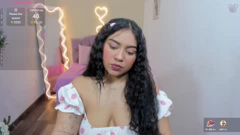 kendra online show from 02/08/25, 03:19