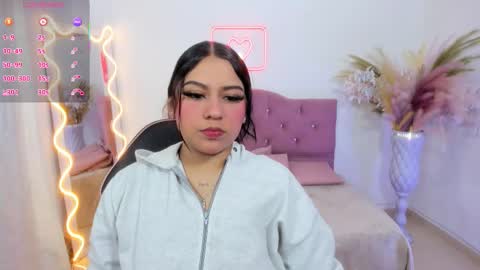 kendra online show from 12/01/25, 03:00