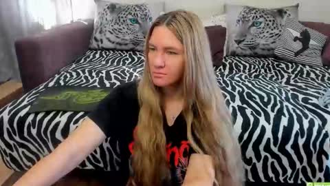 Kendra online show from 09/11/25, 02:00