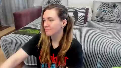 Kendra online show from 04/16/26, 01:06