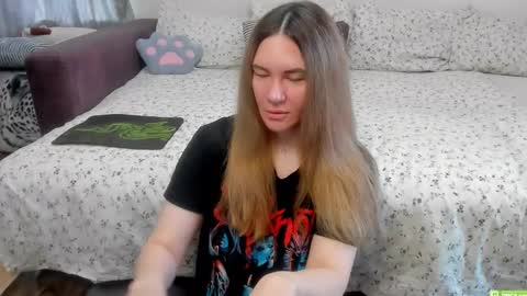 Snapshot of kendra_xx_ chatting on 05/02/26, 01:10 Kendra online show from 05/02/26, 01:10