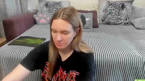 Snapshot of kendra_xx_ chatting on 05/08/26, 12:05 Kendra online show from 05/08/26, 12:05