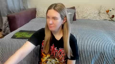 Snapshot of kendra_xx_ chatting on 06/07/26, 11:30 Kendra online show from 06/07/26, 11:30