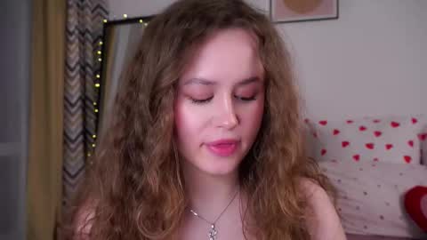 Kira online show from 03/28/26, 09:58