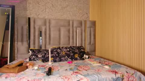 Kendra Foster online show from 03/15/26, 12:22