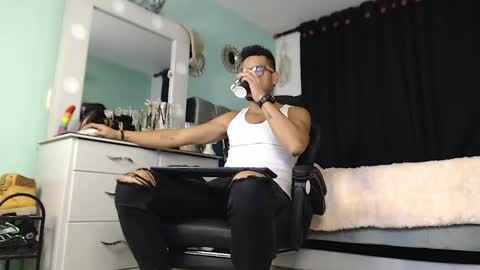 Snapshot of kenfenty chatting on 02/06/25, 11:37 Chriss Morales online show from 02/06/25, 11:37