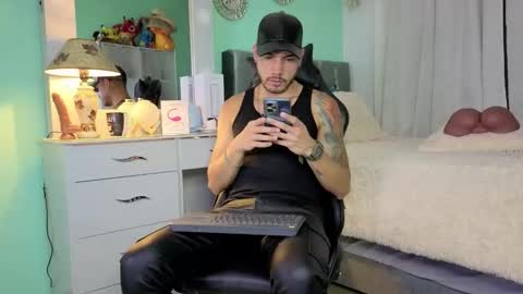 Snapshot of kenfenty chatting on 01/06/26, 12:58 Chriss Morales online show from 01/06/26, 12:58