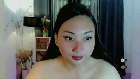 Snapshot of kennaxx69 chatting on 05/22/26, 12:51 kennaxx69 online show from 05/22/26, 12:51