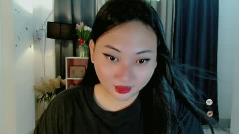 Snapshot of kennaxx69 chatting on 05/29/26, 12:08 kennaxx69 online show from 05/29/26, 12:08