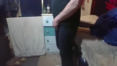 Snapshot of kenneth69h chatting on 09/22/25, 11:34 kenneth69h online show from 09/22/25, 11:34