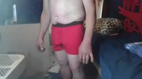 Snapshot of kenneth69h chatting on 10/15/25, 06:08 kenneth69h online show from 10/15/25, 06:08