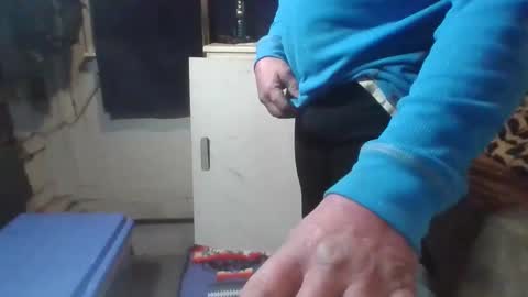 Snapshot of kenneth69h chatting on 10/30/25, 02:51 kenneth69h online show from 10/30/25, 02:51