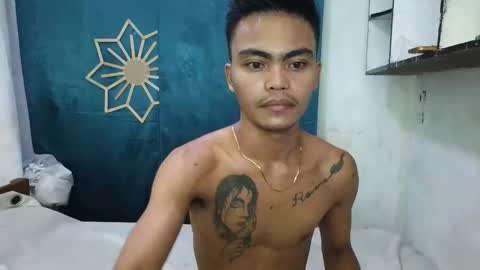 Snapshot of kenneth_jeey chatting on 10/27/25, 10:19 kenneth_jeey online show from 10/27/25, 10:19