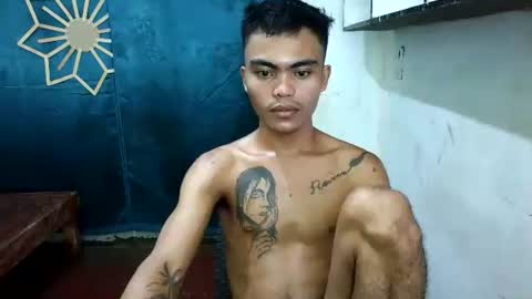 Snapshot of kenneth_jeey chatting on 11/25/25, 07:52 kenneth_jeey online show from 11/25/25, 07:52