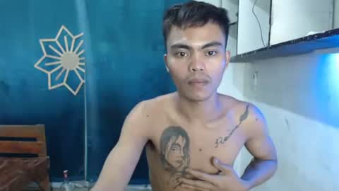 Snapshot of kenneth_jeey chatting on 12/19/25, 10:44 kenneth_jeey online show from 12/19/25, 10:44