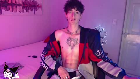 Snapshot of kenny__hot chatting on 12/30/24, 05:13 kenny online show from 12/30/24, 05:13