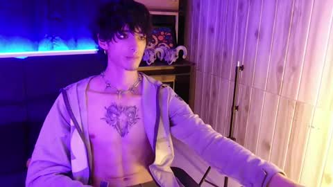 Snapshot of kenny__hot chatting on 03/04/25, 06:50 kenny online show from 03/04/25, 06:50