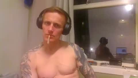 Snapshot of kennyboyk chatting on 05/20/26, 11:44 kennyboyk online show from 05/20/26, 11:44