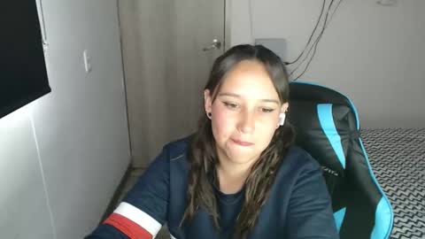 kenshi2302 online show from 12/04/25, 06:38