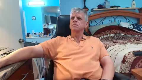 Snapshot of kent_ham chatting on 04/13/26, 11:10 kent_ham online show from 04/13/26, 11:10
