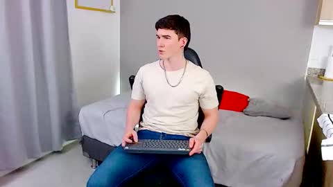 Santiago online show from 02/08/26, 02:48