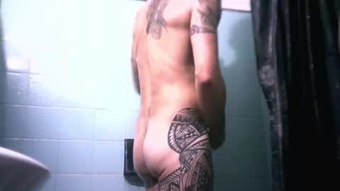 Snapshot of keny06 chatting on 12/15/24, 01:02 keny06 online show from 12/15/24, 01:02