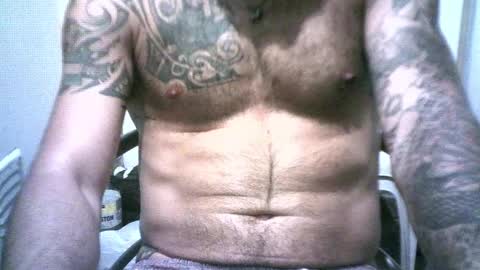 Snapshot of keny06 chatting on 12/17/24, 02:44 keny06 online show from 12/17/24, 02:44